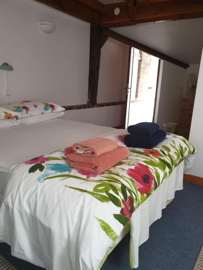 Le Moulin Du Chemin Hotell Scillé Exteriör bild